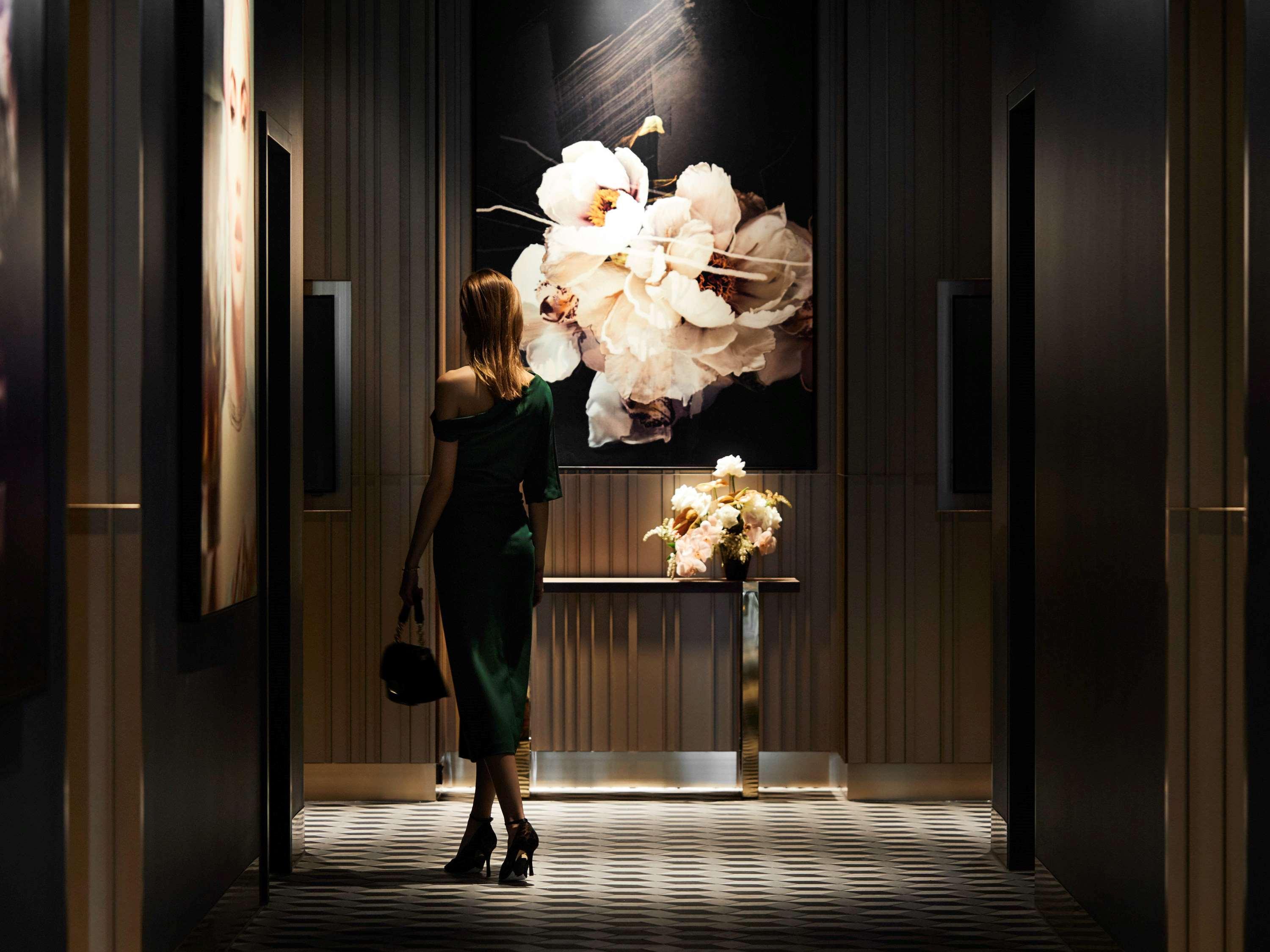 Hotel Chadstone Melbourne Mgallery Collection Экстерьер фото The lobby of the Ritz-Carlton, Melbourne