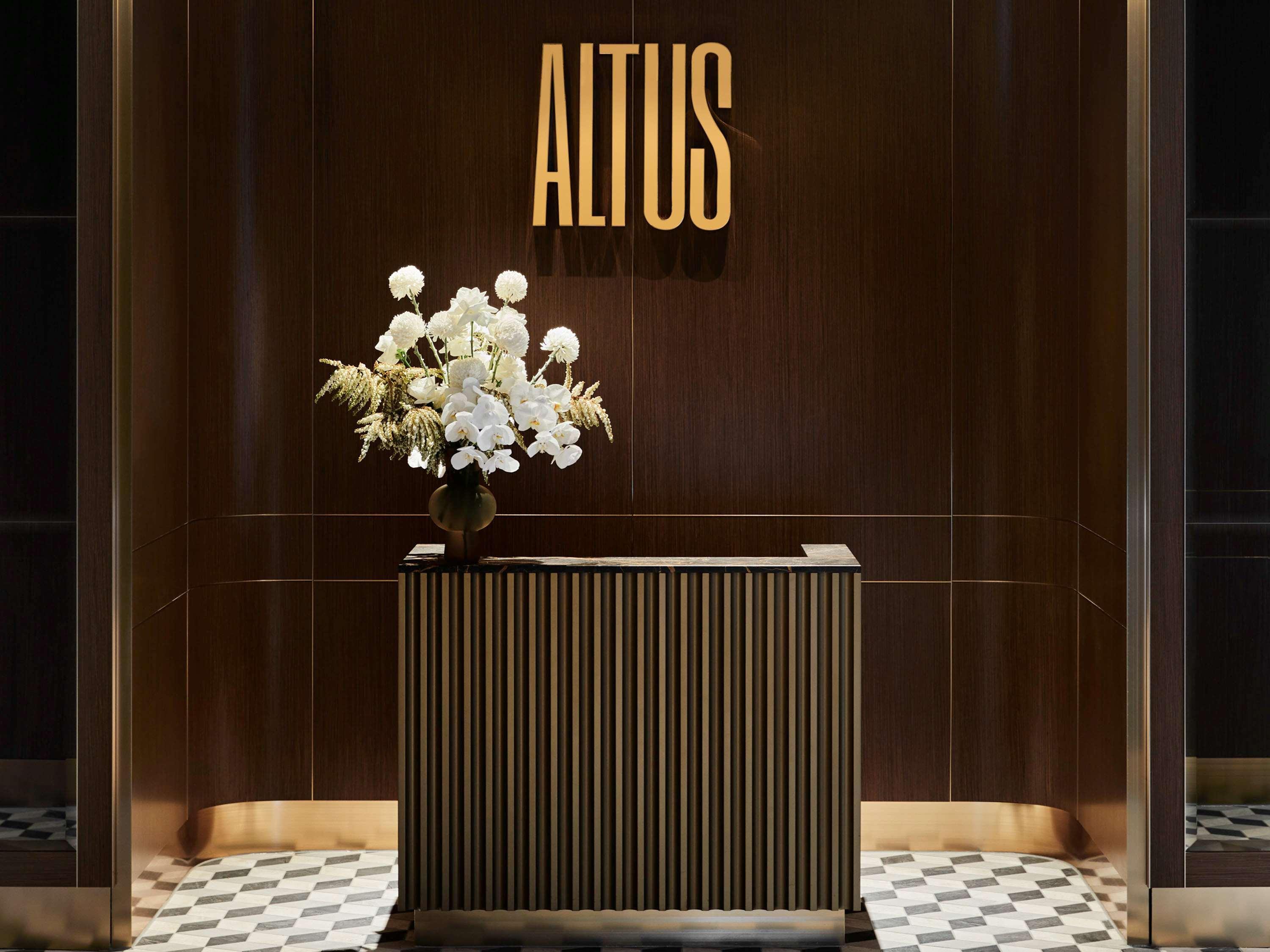 Hotel Chadstone Melbourne Mgallery Collection Экстерьер фото Altus reception desk