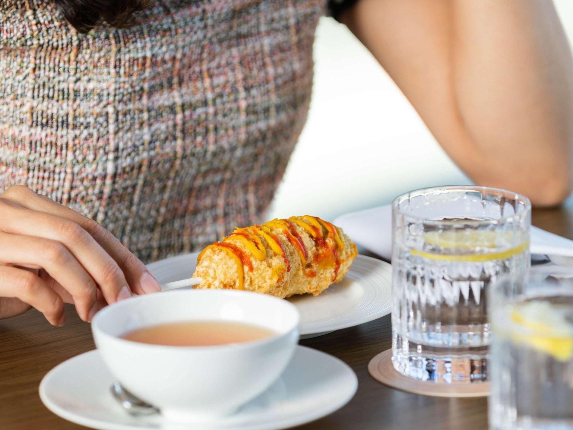 Hotel Chadstone Melbourne Mgallery Collection Экстерьер фото A glass of ouzo with water