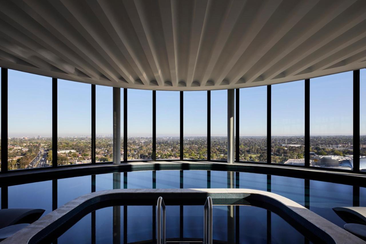 Hotel Chadstone Melbourne Mgallery Collection Экстерьер фото The pool at the top of the building